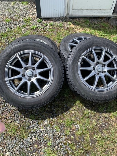 DUNLOP 205/65R16/95Q 冬スタッドレスタイヤ４本