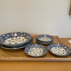 大皿、深皿、小皿5セットの画像