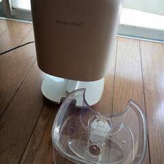 小型除湿器の画像