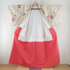 紬 着物 絣模様 砂色ｘ薄赤色ｘ黒色 袷 バチ衿 絹 仕立て上がり着物 身丈156cm 【キモノオフ野々市若松店】の画像