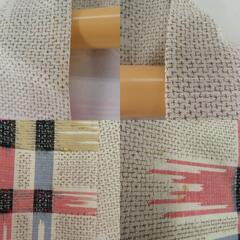 紬 着物 絣模様 砂色ｘ薄赤色ｘ黒色 袷 バチ衿 絹 仕立て上がり着物 身丈156cm 【キモノオフ野々市若松店】の画像