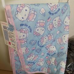 【未使用】ハローキティー　ベビー　冷感敷パット　70×120