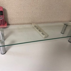 お取り引き中　
テレビ　パソコンデスク　チェア　ガラス台のセットの画像