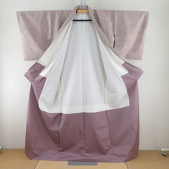 紬 着物 亀甲模様 くすんだピンク色 袷 広衿 絹 仕立て上がり着物 身丈162cm 【キモノオフ野々市若松店】の画像