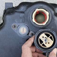 動作確認済！部品売り！？ヤマハ インバーター発電機 EF1600iS 用タンク一式の画像