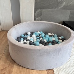 【美品】ボールプール　プール&ボール約300個