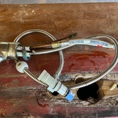【現役稼働品】 キッチン　浄水器内蔵型シングルレバー混合水栓の画像