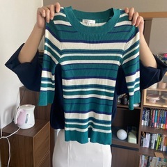 ニット、デニム、ジャージなど