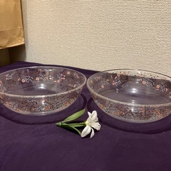 新品　花柄　ガラスボウル　2枚