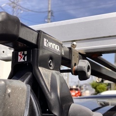 さらに値下げしました。これからのキャンプシーズンに！　inno ベースキャリアとルーフキャリア　セットでの画像