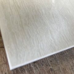 タイル　400角の画像