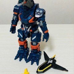 ウルトラマン　ブレーザー　アースガロン