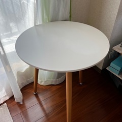 【引渡先確定済み】テーブル