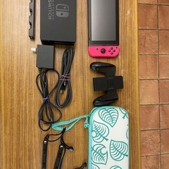Switch 本体　ケース　ジョイコン　付属品　ケース
