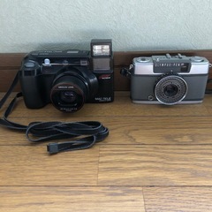 フィルムカメラ  ジャンク品  2点まとめ売り 　レトロ