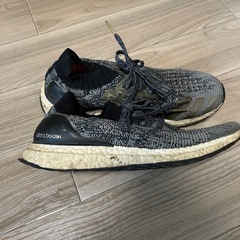 adidas Ultra Boost スニーカー グレー 使用感...