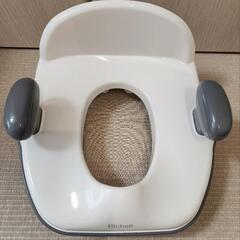 リッチェル補助便座　折り畳み便座　おねしょパンツの画像