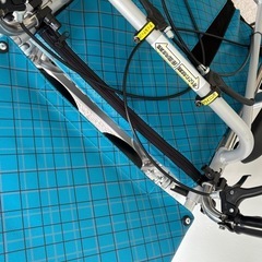 カワムラ KXL16-42 車椅子 ティルト＆リクライニング式車いす 介助式  アルミ製車イス スイングアウト ソフトタイヤ  の画像