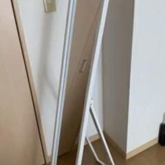 ニトリ全身鏡スタンドミラー　Nインシス2ホワイト　スリム　ミニマ...