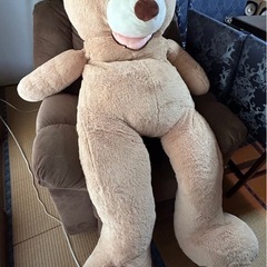 デカいクマのぬいぐるみの画像