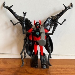ムシバトロン　ギラファノコギリクワガタ　ロボット　変形