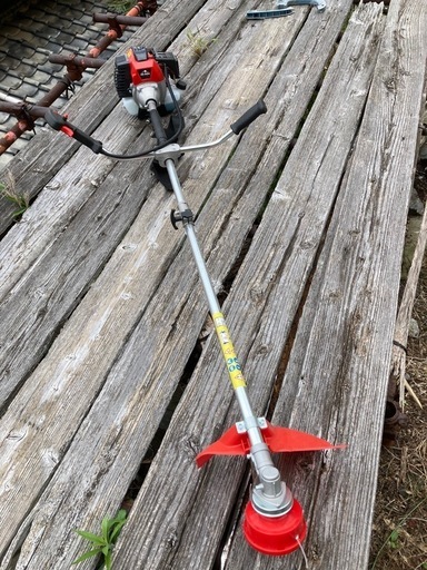 草刈り機　Hill stone