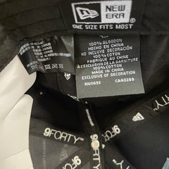 NEW ERA 9FORTY サンローラン キャップ 未使用 ブラックの画像