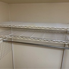 大きいサイズのメタルラック　クローゼットの画像