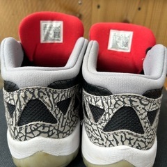 jordan11 rowの画像