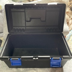 バンパー素材工具箱の画像