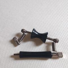 ローラー式カポタストの画像