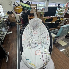 USED mamaroo4.0 プラッシュ　電動バウンサー の画像