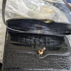 中古ハンドバッグワニ柄の画像