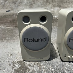 Roland スピーカーの画像