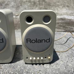 Roland スピーカーの画像