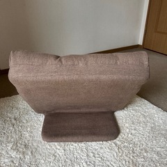 背もたれだけの座椅子の画像