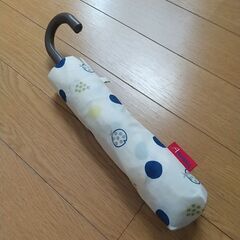 折り畳み傘★美品★２回程度のみ使用