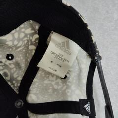 adidasキャップの画像
