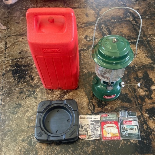 本日お取引お値下げ中　1977年製　コールマン　ランタン