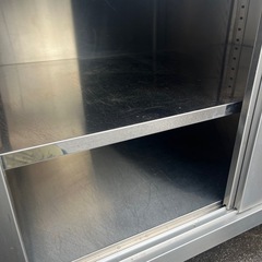 ステンレス　作業台　戸付き　収納庫の画像