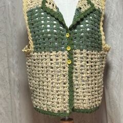 手編み！透かし編みベストカーディガン a vest; cardi...