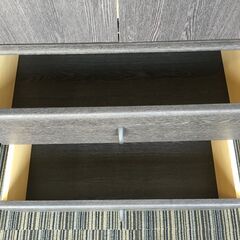 ♪衣類収納 両開き 家具 ハンガー掛け 引出2つ付 59.5×50×177.5cm 中古 (NF250607) Zi-2026の画像