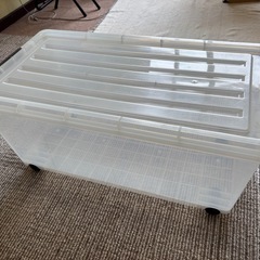 プラスチック収納ケース