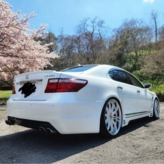 レクサス LS460の画像