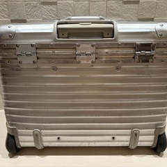 リモワ トパーズ パイロット 2輪