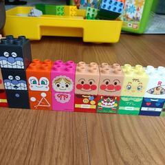アンパンマンブロックセット　大きな観覧車のくるくる遊園地ブロックバケツ　はじめてのブロックバケツの画像