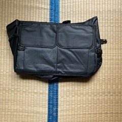 車用折りたたみ式収納ＢＯＸ