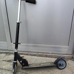 アルミ製　キックボード　1000円　①
