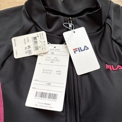 【新品】FILA 女性用水着　9号の画像