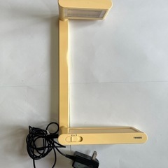 たためるLEDデスクライトの画像